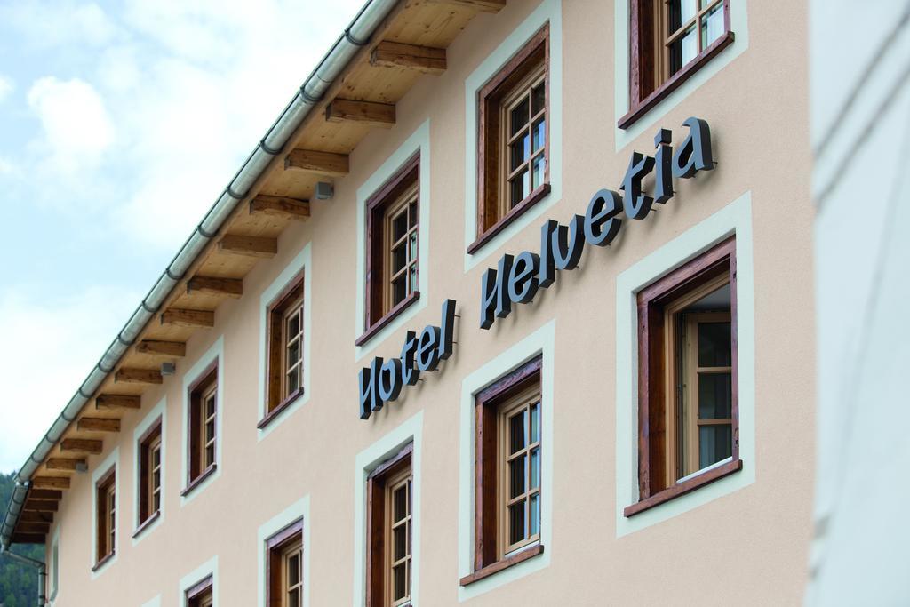 Hotel Helvetia Müstair Buitenkant foto
